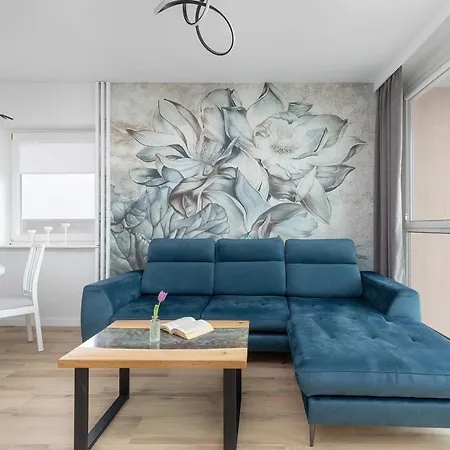 Family With 2 Bedrooms And Balcony Near The Port By Renters * Kolobrzeg